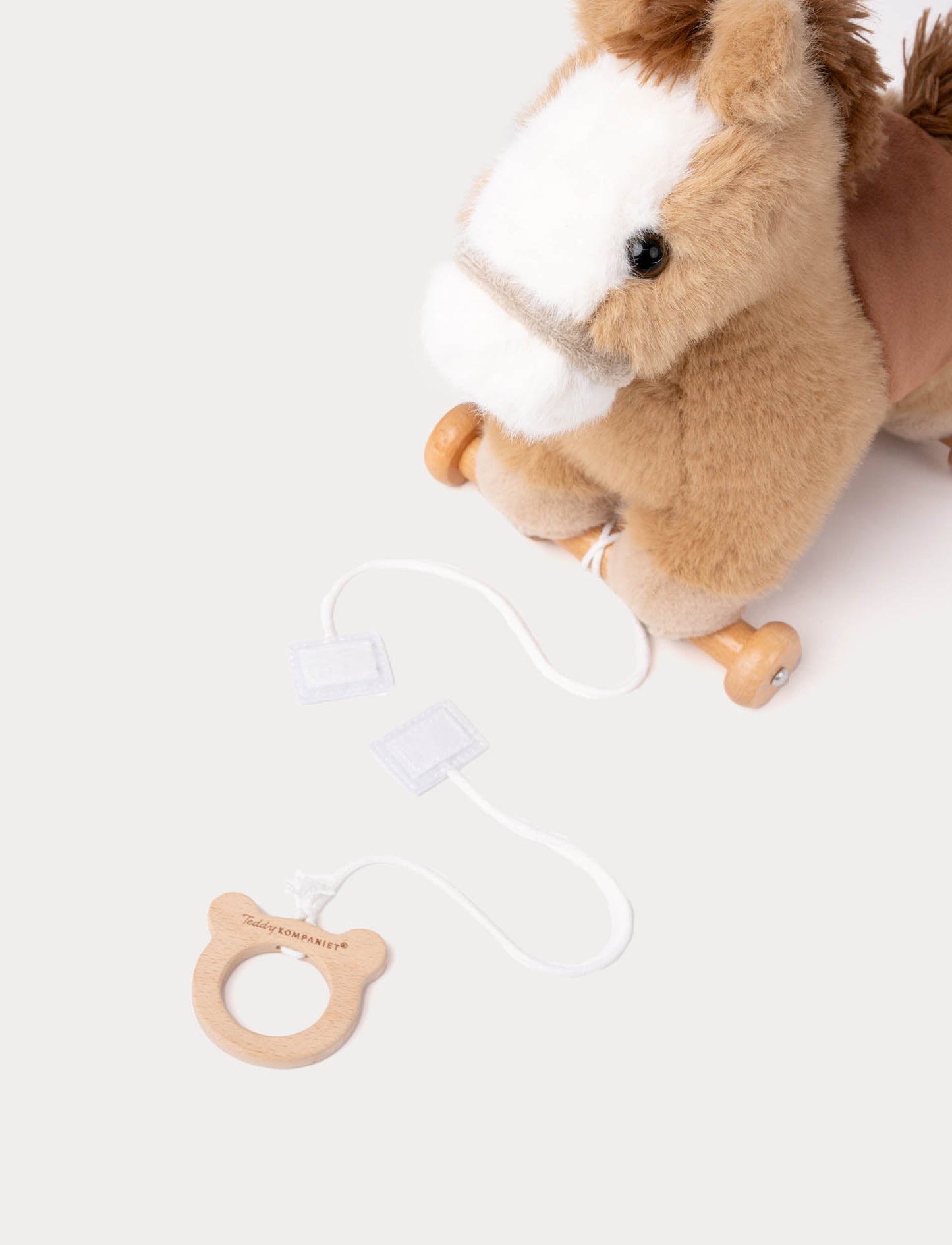 Pull-along Animal, Horse