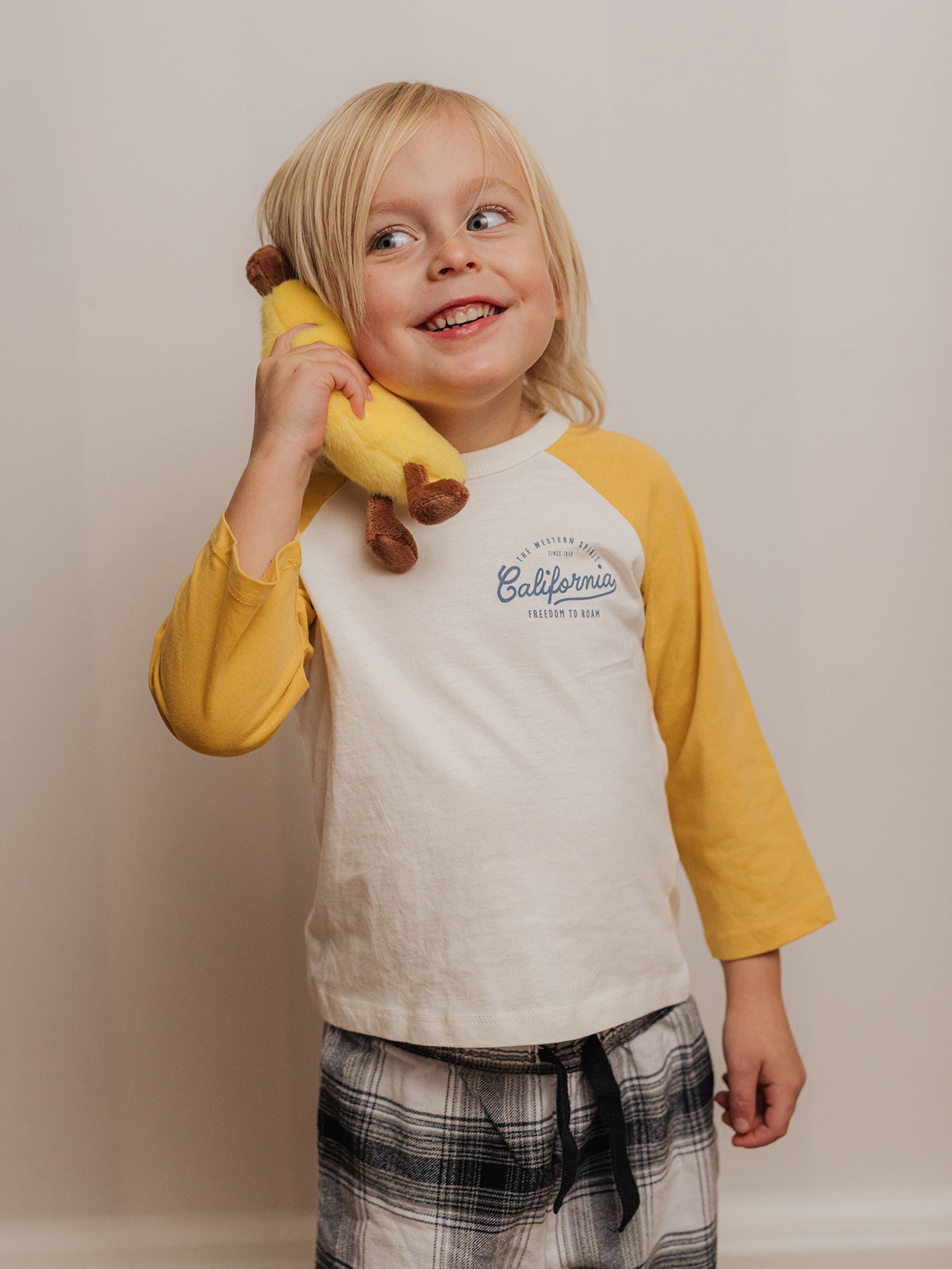  Image of files/4423_BananaBoy_Talk_LOW_crop.jpg