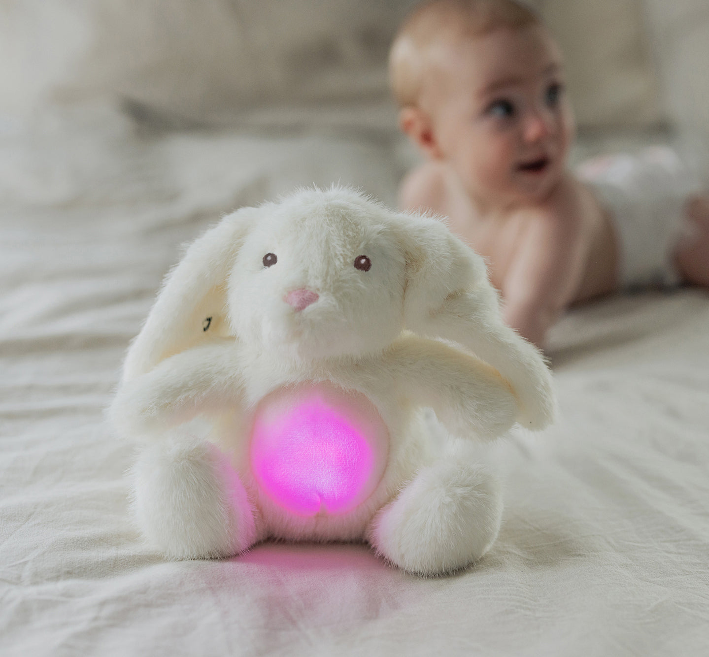  Image of files/4438_NightlightBunny_P_BabyBed_LOW_Crop.jpg